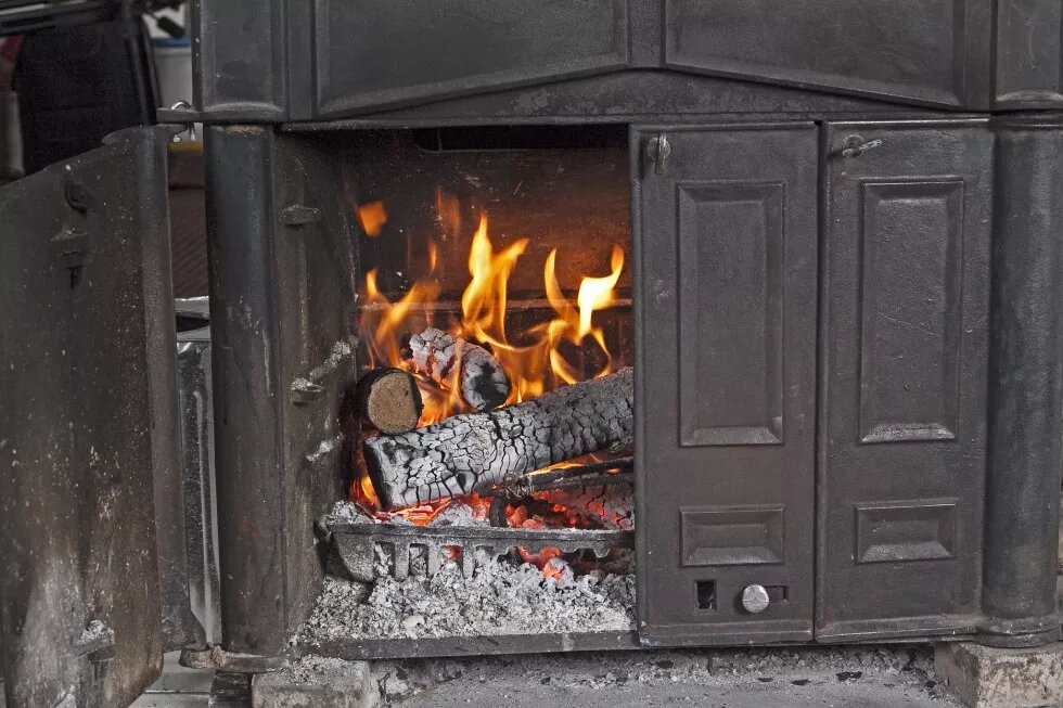 Wood-Burning Stove - Peć na drva