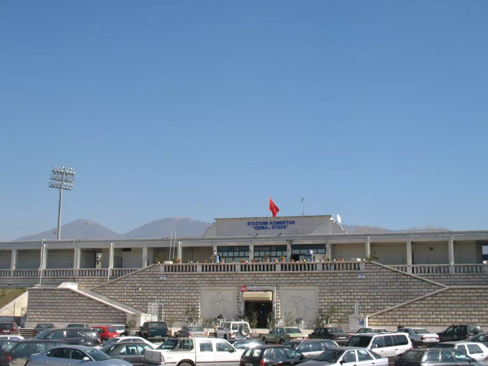 Tirana 200208 137