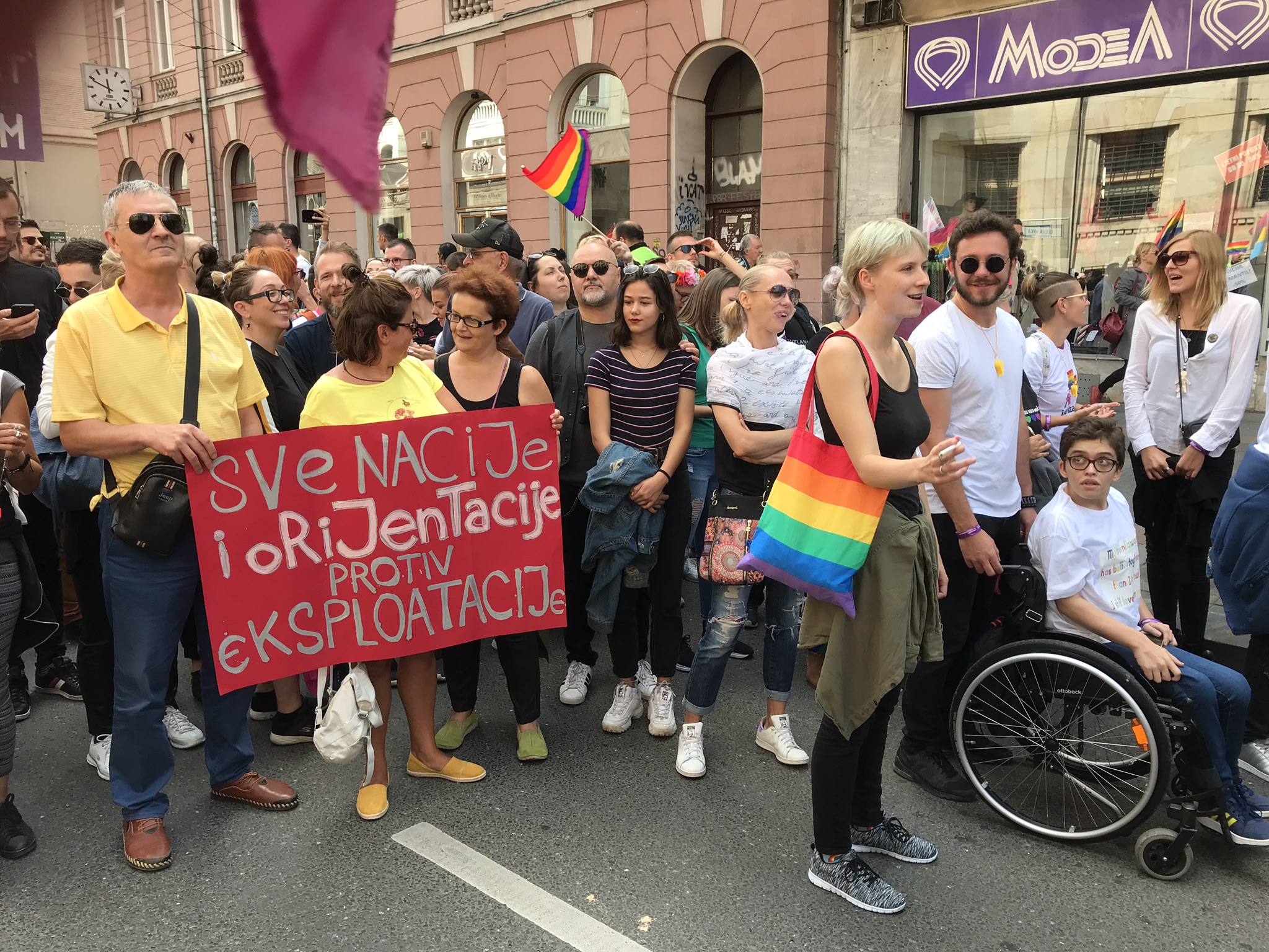 Erste “Pride Parade” In Sarajevo – Ein Signal Mit Ausrufezeichen ...